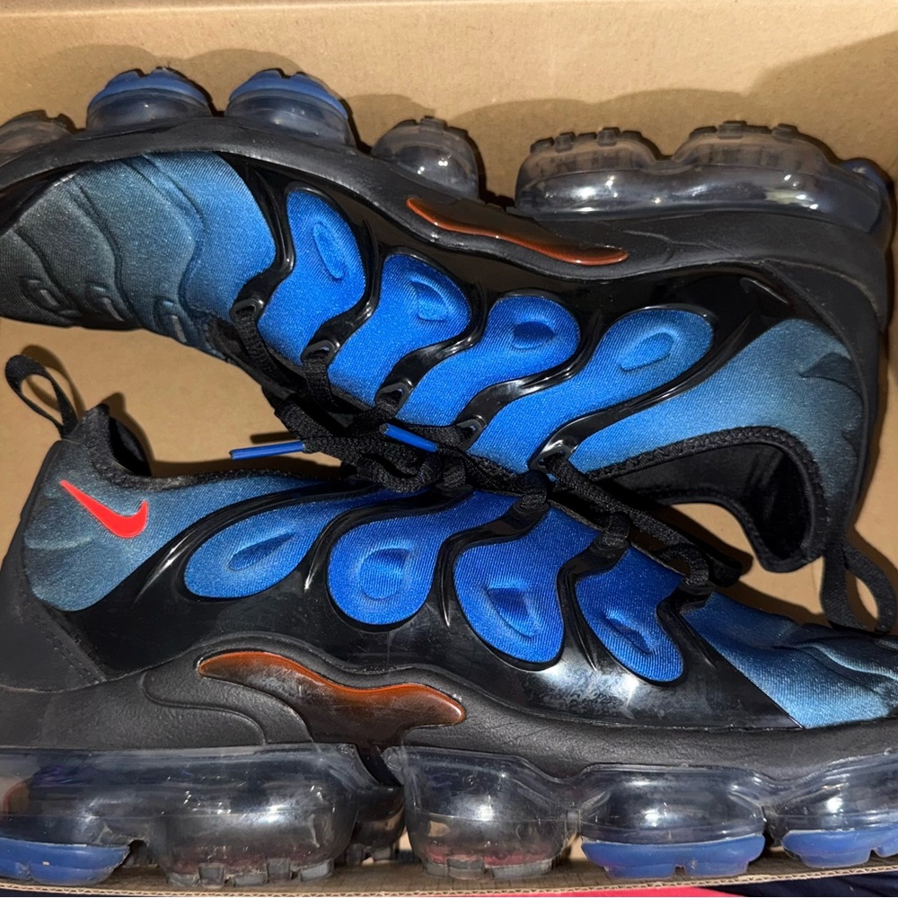 Nike Kids Black and Blue Sneakers with Red Accents